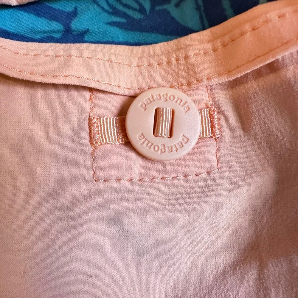 Patagonia Board Shorts Trunks Scallop Hem Wavefarer Mens 30 Blue Peach Palm Leaf